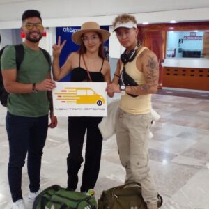 Traslado Compartido de Legada Aeropuerto de Cancún - Hotel ZONA B (Cancún)